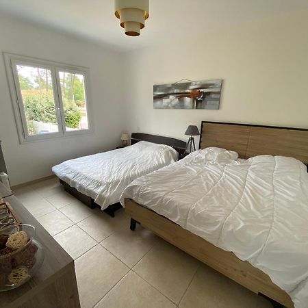 Villa Estoril Ronce Les Bains ลาทร็องบลาด ภายนอก รูปภาพ