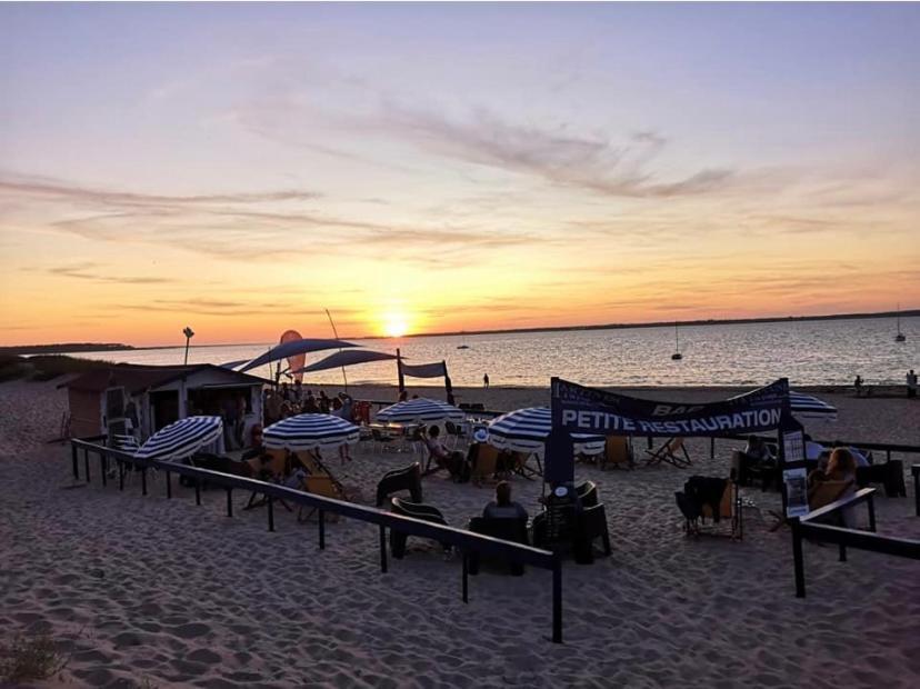 Villa Estoril Ronce Les Bains ลาทร็องบลาด ภายนอก รูปภาพ